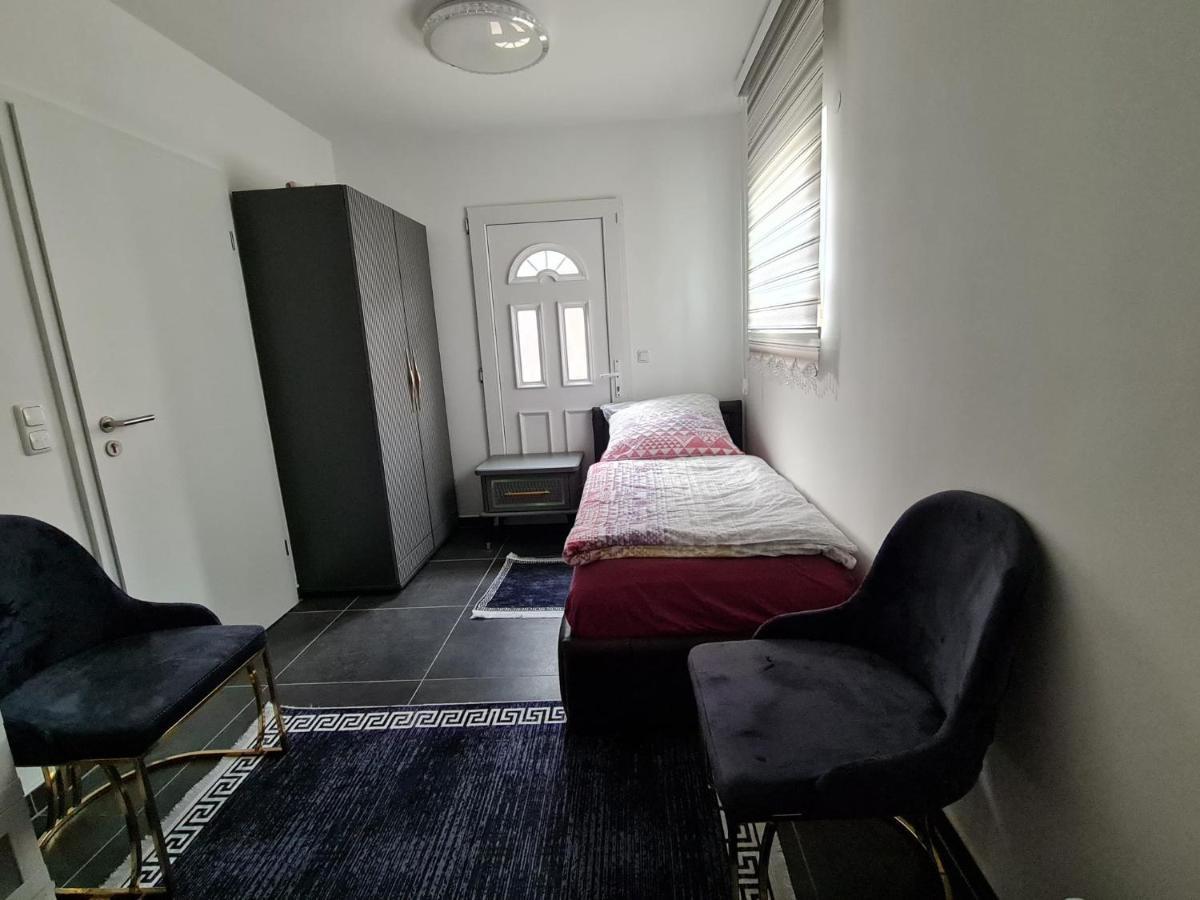 Roggendorf Zimmervermietung Κολωνία Εξωτερικό φωτογραφία